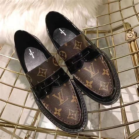 louis vuitton sneakers dam.